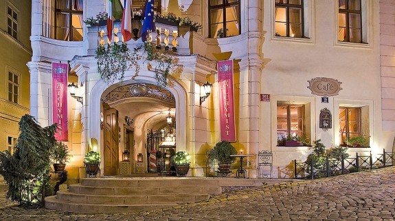 Best Luxury & 5 Star Hotels In Prague
